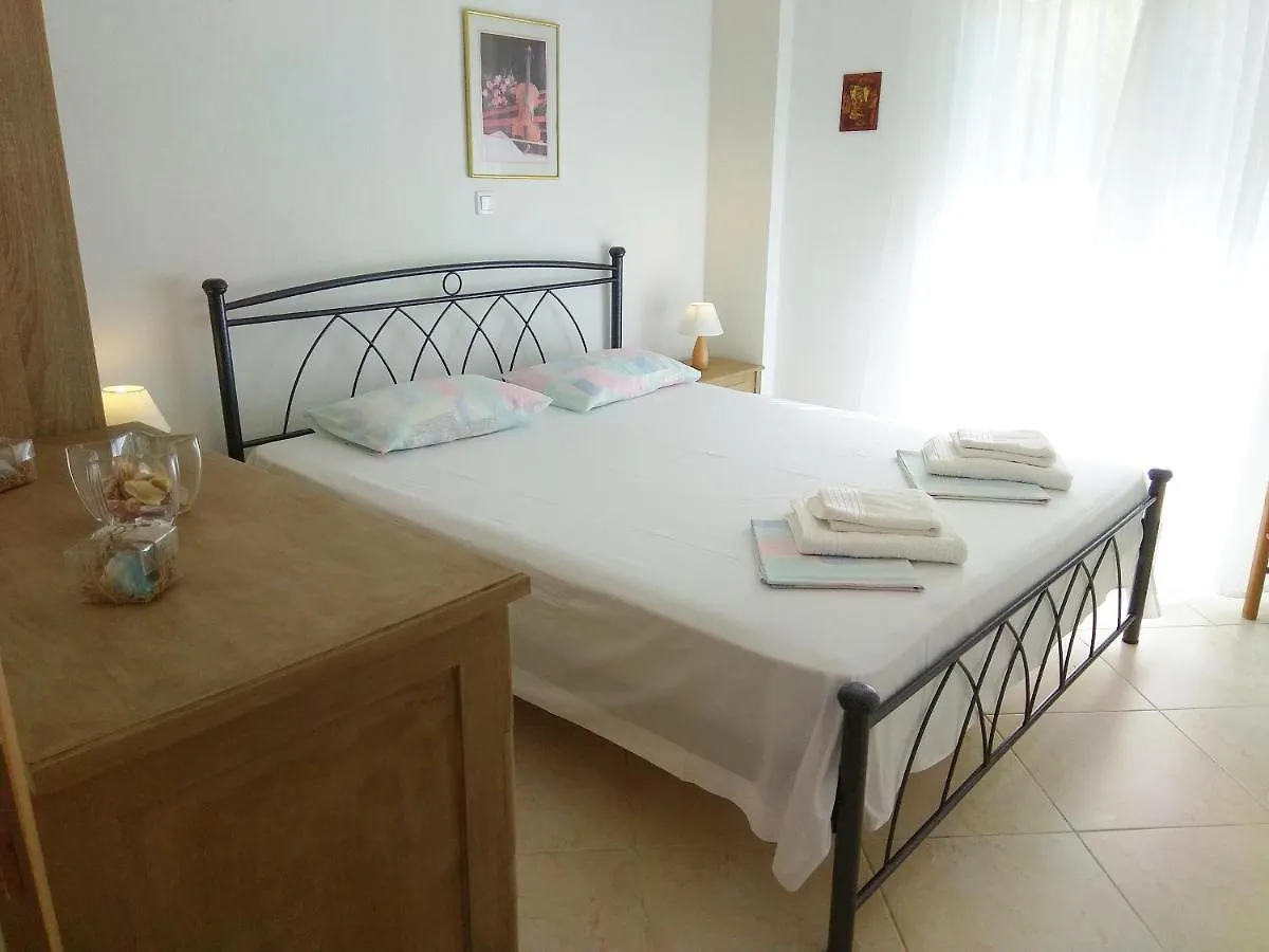 Emerald Apartment With Sea View كريوبيجي اليونان