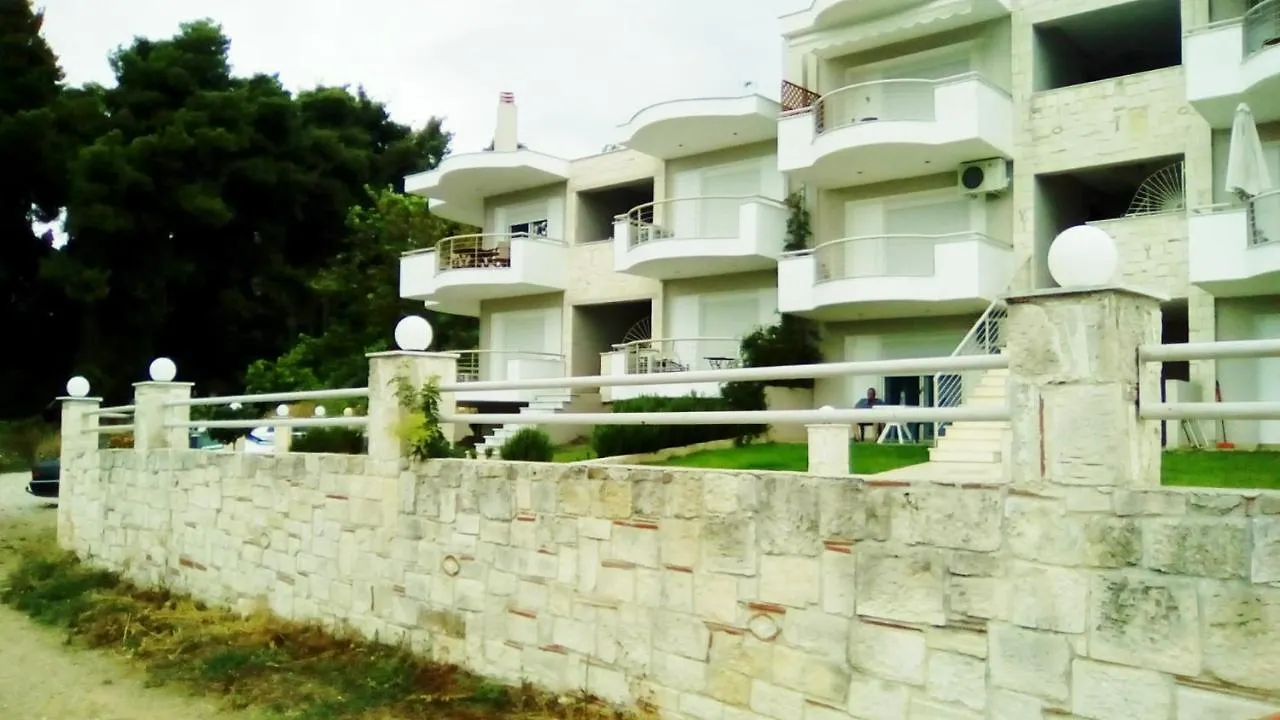 Emerald Apartment With Sea View كريوبيجي